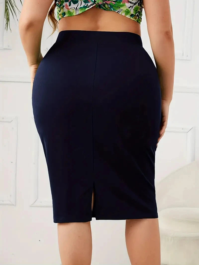 Plus Size Slim Pencil Skirt with Slit in Carmine