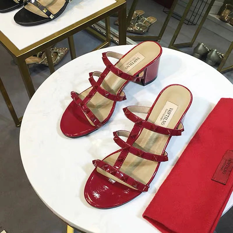 VAIFTILNO Gladiator Sandals for Women in Rose Patent Leather