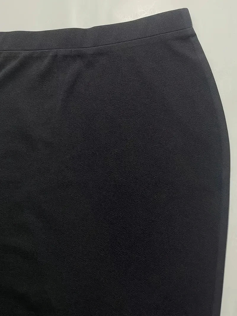 Plus Size Slim Pencil Skirt with Slit in Carmine