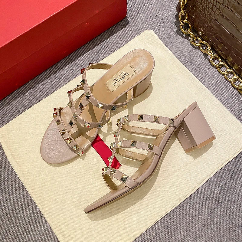 VAIFTILNO Gladiator Sandals for Women in Rose Patent Leather