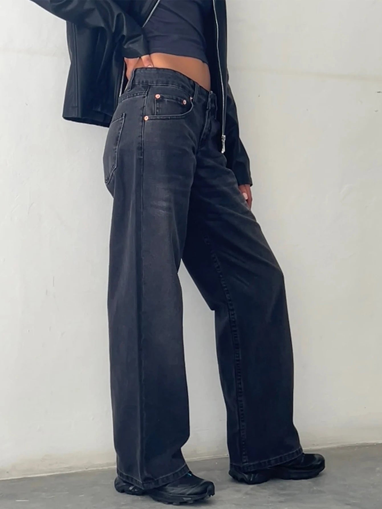 Y2K High Waist Baggy Jeans in Light Wash Denim