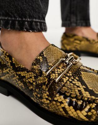 Melodic Snake Print Slim Loafers in Black