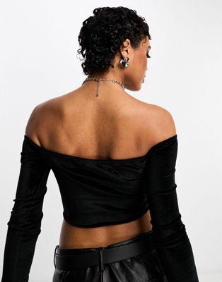 Black Off-Shoulder Velvet Corset Top with Faux Fur