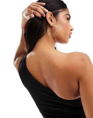 Black One-Shoulder Bodysuit