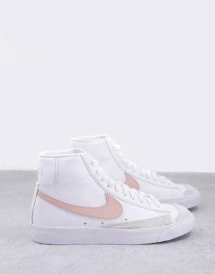 Nike Blazer Mid '77 Vintage Sneakers in White/Pink