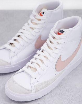 Nike Blazer Mid '77 Vintage Sneakers in White/Pink